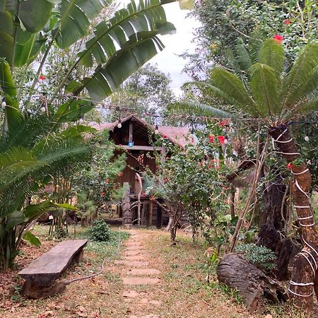 Khu Du Lich Sinh Thai, Nghi Duong Homestay Hoang Anh - Kon Xom Luh Tỉnh Kontum Zewnętrze zdjęcie