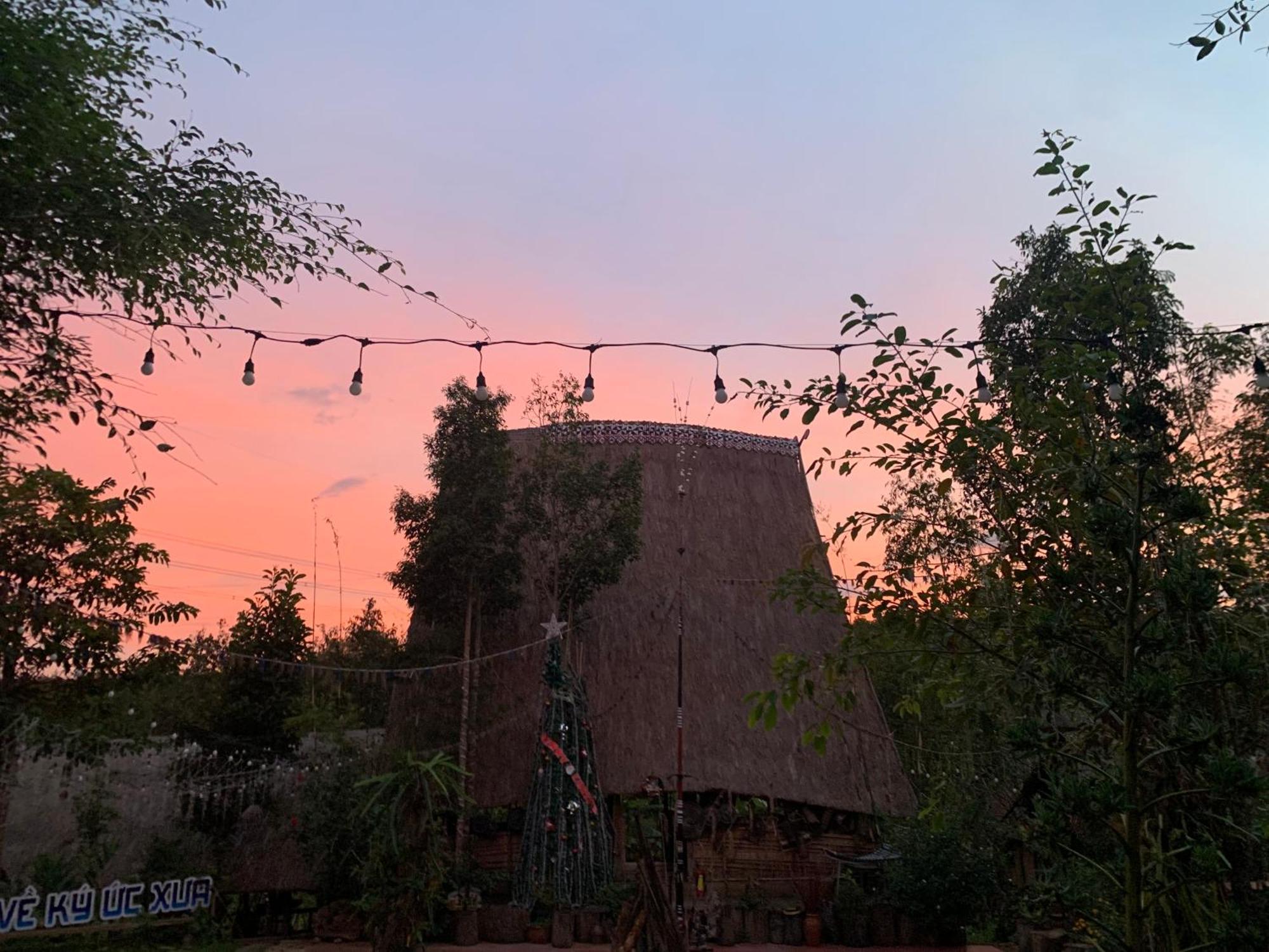 Khu Du Lich Sinh Thai, Nghi Duong Homestay Hoang Anh - Kon Xom Luh Tỉnh Kontum Zewnętrze zdjęcie